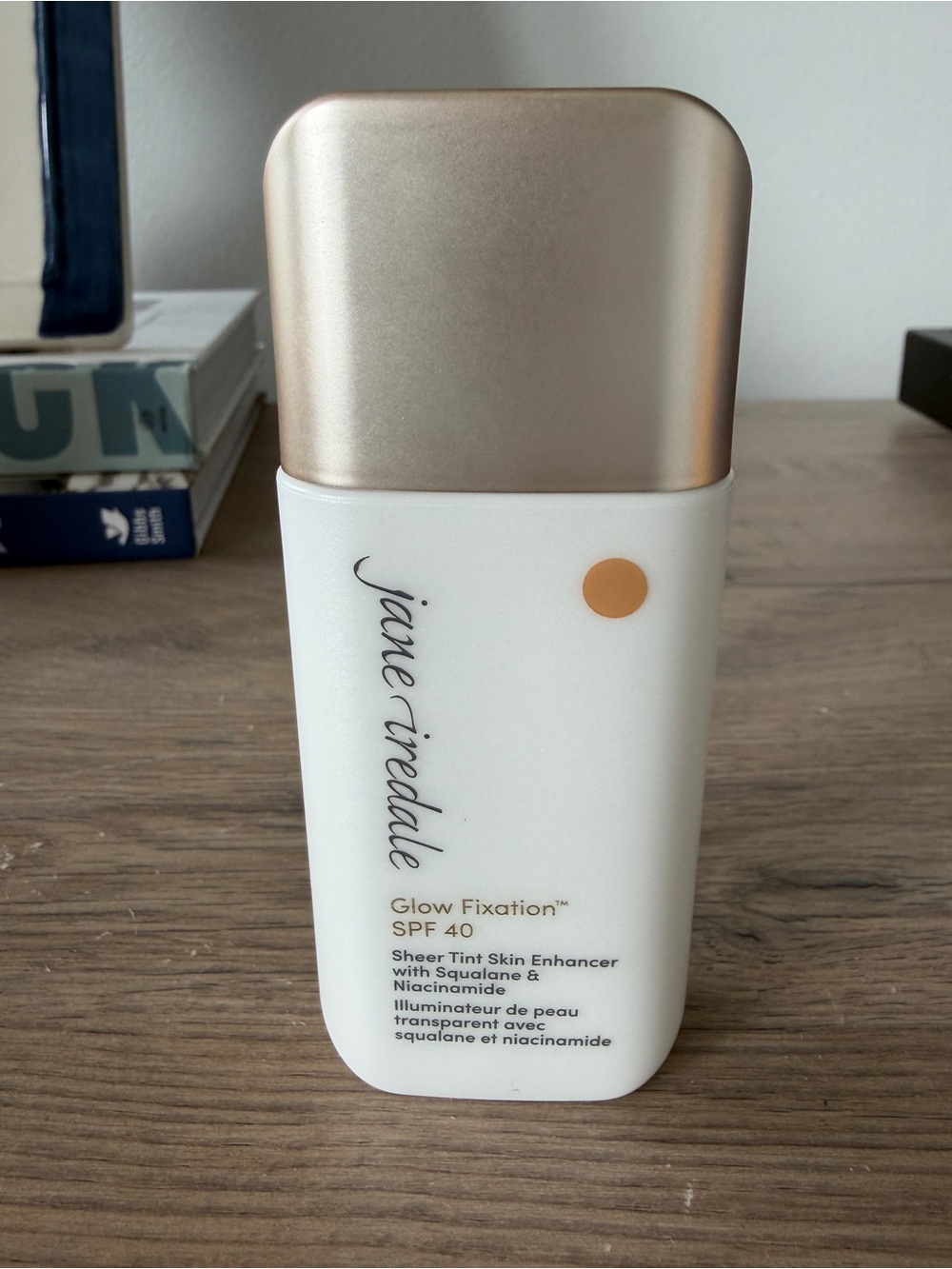 Brand New Jane Iredale Glow Fixation SPF 40-Light to Light Medium
